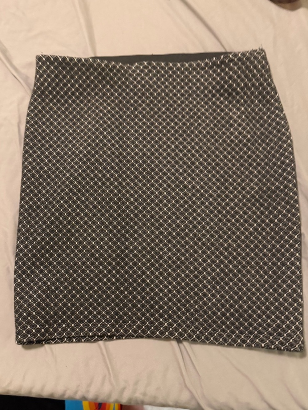 LOFT Black and White Diamond-Print Pencil Skirt